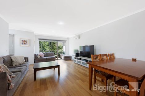 Property photo of 13 Rimfire Walk Maribyrnong VIC 3032