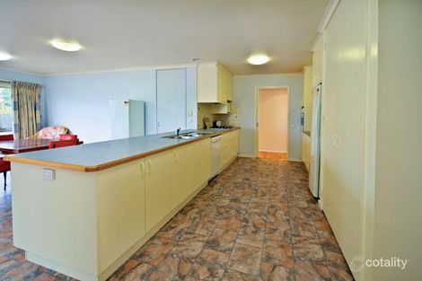 Property photo of 8 Whitehaven Crescent Mulgrave VIC 3170