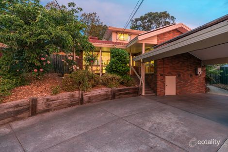 Property photo of 16 Meadowlark Lane Mooroolbark VIC 3138
