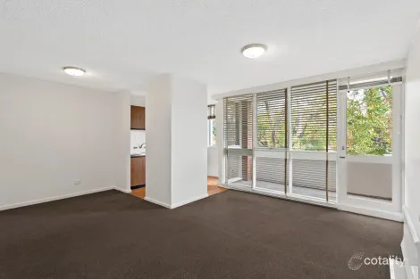 3/73 Shoobra Rd, Elsternwick, VIC 3185