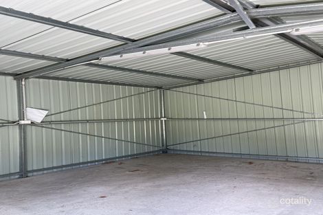 Property photo of 13 Hannah Crescent Dysart QLD 4745