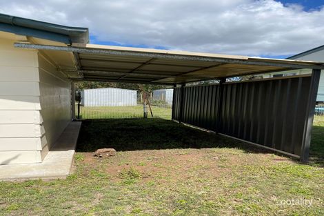 Property photo of 13 Hannah Crescent Dysart QLD 4745