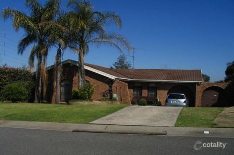 15 Verdi Glen, St Clair, NSW 2759