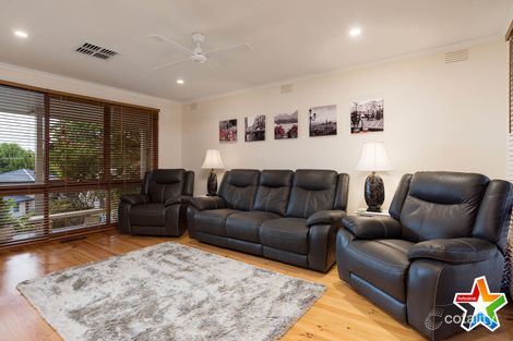 Property photo of 16 Meadowlark Lane Mooroolbark VIC 3138