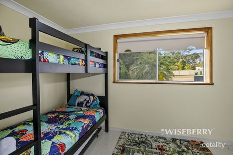 Property photo of 84 Teragalin Drive Chain Valley Bay NSW 2259