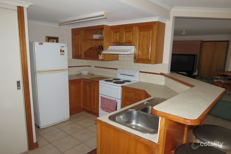 Property photo of 1/52 Borilla Street Emerald QLD 4720