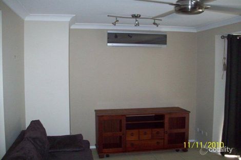 Property photo of 1/130 Whiting Street Labrador QLD 4215
