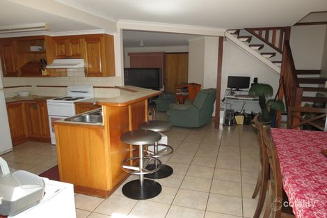 Property photo of 1/52 Borilla Street Emerald QLD 4720