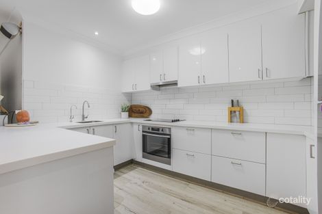 Property photo of 1/25 Ferguson Avenue Labrador QLD 4215