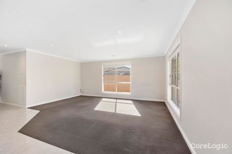 Property photo of 4 Muller Court Mount Clear VIC 3350