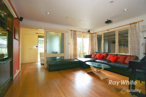 Property photo of 15 Warrawee Avenue Noble Park VIC 3174