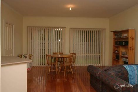 Property photo of 2/8 Royston Avenue Berwick VIC 3806