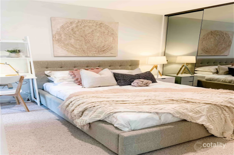 Property photo of 1707/151 Berkeley Street Melbourne VIC 3000