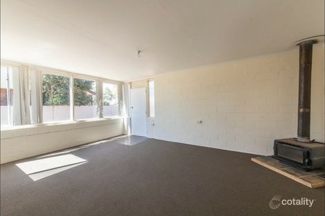 Property photo of 23 Sixth Avenue Narromine NSW 2821