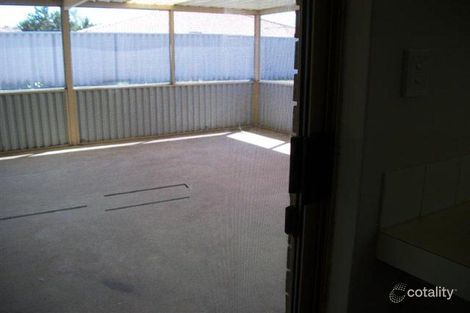 Property photo of 10 Selwyn Rise Greenfields WA 6210