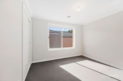 Property photo of 4 Muller Court Mount Clear VIC 3350