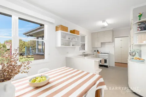 Property photo of 3 Hazel Street Belmont VIC 3216