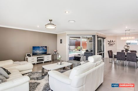 Property photo of 4 Harvill Court Molendinar QLD 4214