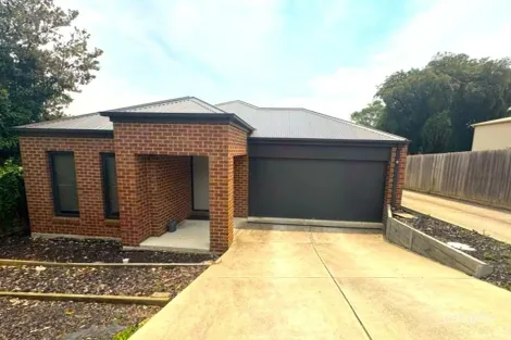 2/141 Albert Rd, Warragul, VIC 3820