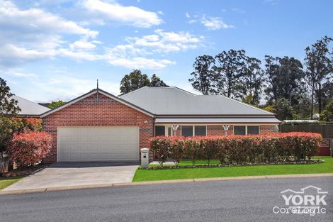 Property photo of 18 Samuel Avenue Crows Nest QLD 4355