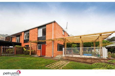 Property photo of 2 Orana Place Taroona TAS 7053