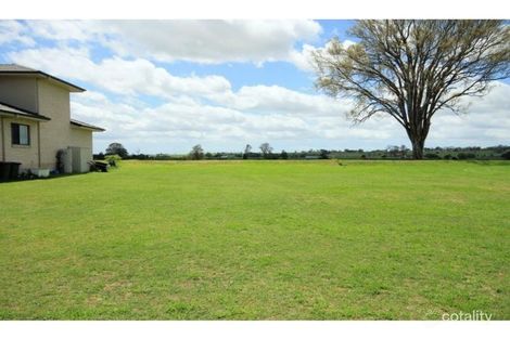 Property photo of 8 Mark Close Grafton NSW 2460