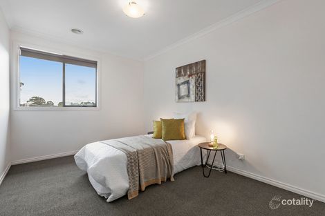 Property photo of 13 Riverside Drive South Morang VIC 3752