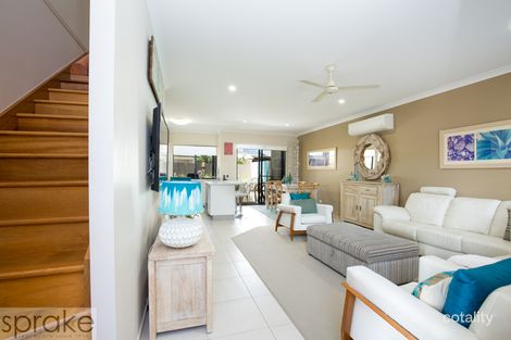 2/13 Tavistock St, Torquay, QLD 4655