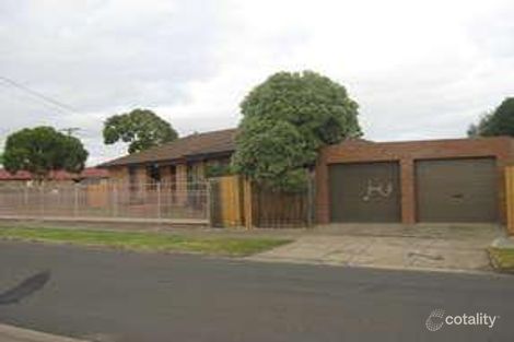 Property photo of 2 Opala Court Kings Park VIC 3021