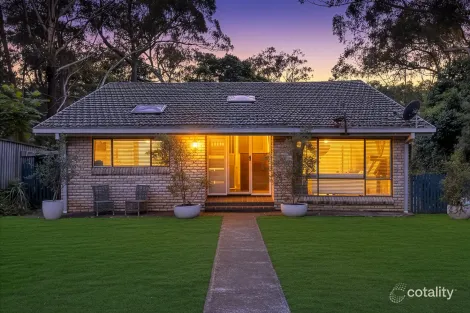 169 Hillside Rd, Avoca Beach, NSW 2251