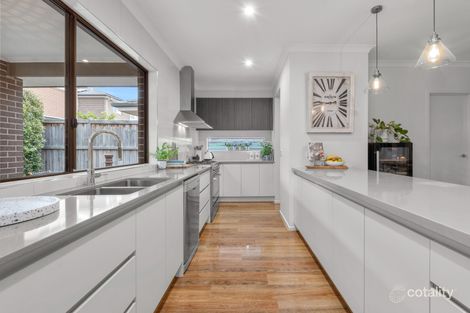 Property photo of 13 Wurrook Circuit North Geelong VIC 3215