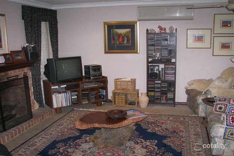 Property photo of 19 Benowa Drive Glen Forrest WA 6071