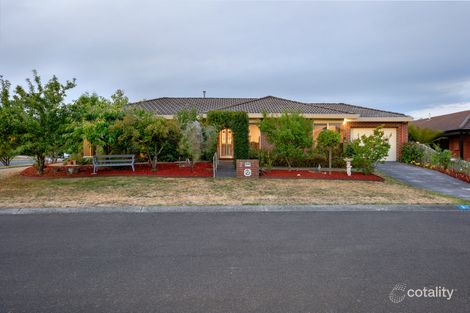 Property photo of 2 Loren Close Ballarat North VIC 3350