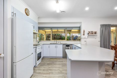 Property photo of 2 Loren Close Ballarat North VIC 3350