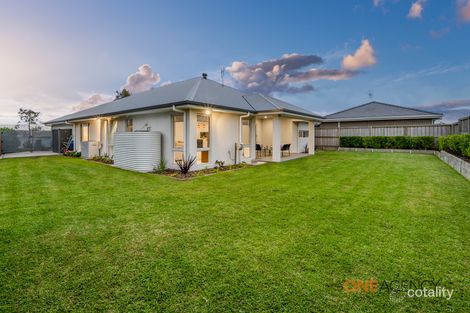 Property photo of 120 Awabakal Drive Fletcher NSW 2287