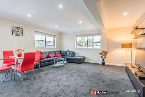 Property photo of 3 Merlot Place Edensor Park NSW 2176