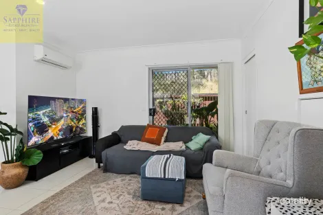 Property photo of 5/20 Careel Close Helensvale QLD 4212