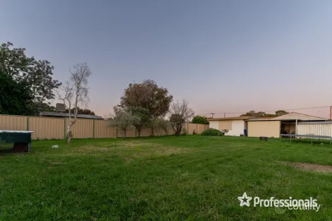 Property photo of 77 Victoria Parade Midvale WA 6056