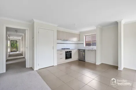 Property photo of 11 Aspect Drive Huntly VIC 3551