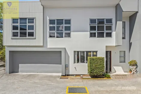 Property photo of 5/20 Careel Close Helensvale QLD 4212