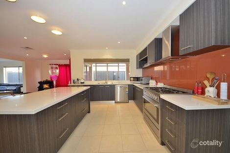 Property photo of 22 Cottesloe Boulevard Tarneit VIC 3029