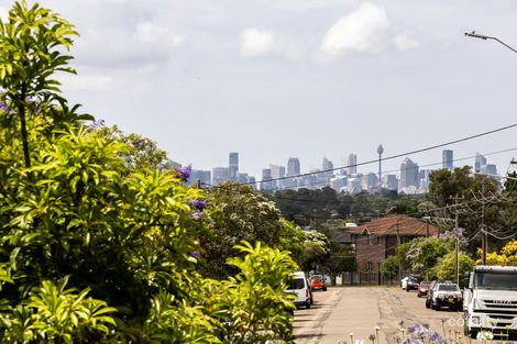 Property photo of 18 Fricourt Avenue Earlwood NSW 2206