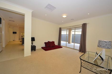 Property photo of 22 Cottesloe Boulevard Tarneit VIC 3029