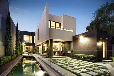 51 Fairbairn Rd, Toorak, VIC 3142