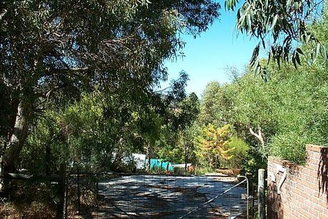 7 Oberon Gr, Mount Nasura, WA 6112