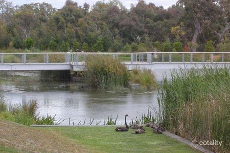 Property photo of 89 Springthorpe Boulevard Macleod VIC 3085