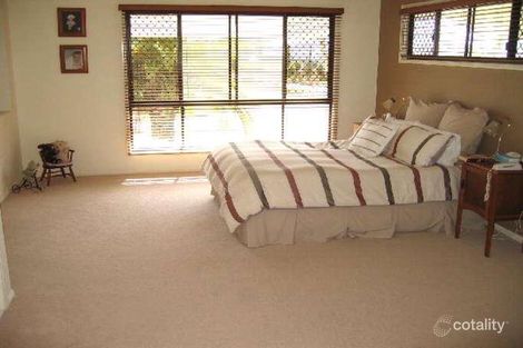 Property photo of 9 Estonia Avenue Bridgeman Downs QLD 4035