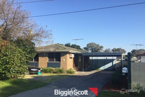 Property photo of 5 Leanne Court Cranbourne VIC 3977