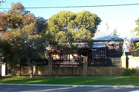 132 Edmund St, Beaconsfield, WA 6162