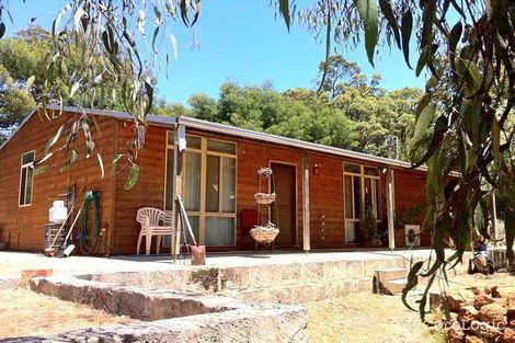 Property photo of 8 Sollya Crescent Dwellingup WA 6213